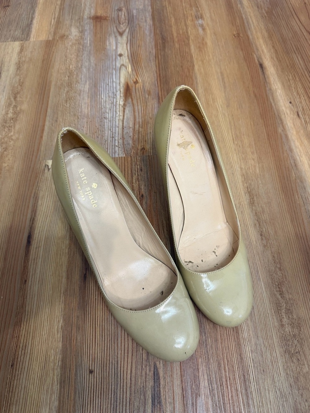 kate spade karolina 8.5 Patent Leather Pumps